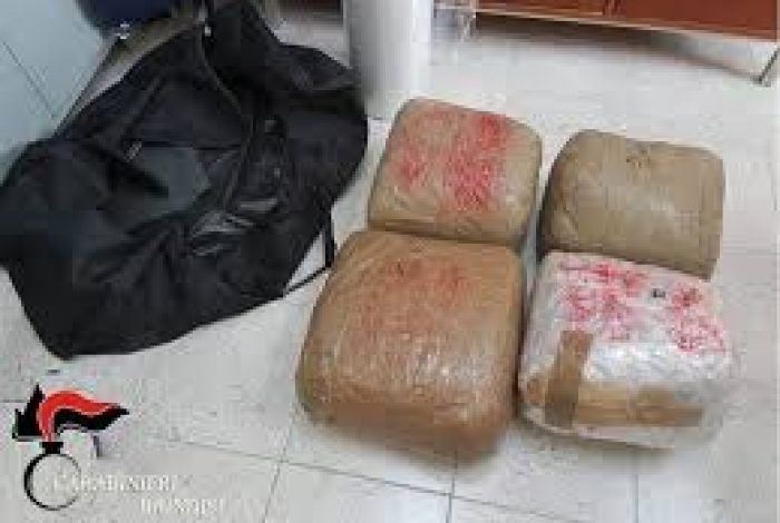 KAPET ME 2 KILOGRAMË KOKAINË/ Policia ishte prej kohësh në gjurmët e shqiptarit, arrestohet 36 vjeçari në Itali