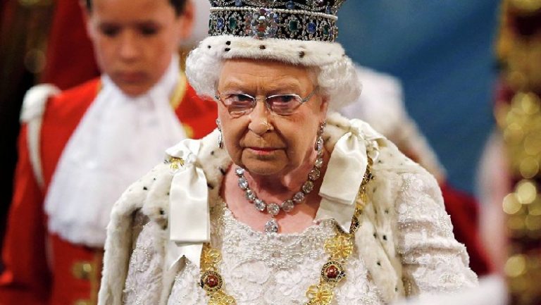 COVID-19/ Mbretëresha Elizabeth II dhe Princ Philip do vaksinohen javën e ardhshme