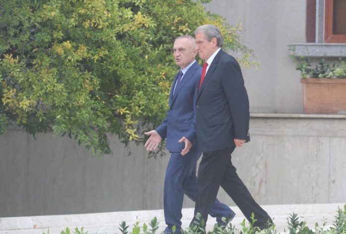 VIDEOLAJM/ Cilët janë organizatorët e rrëmujave që DOGJËN Tiranën dhe qëllimet e tyre