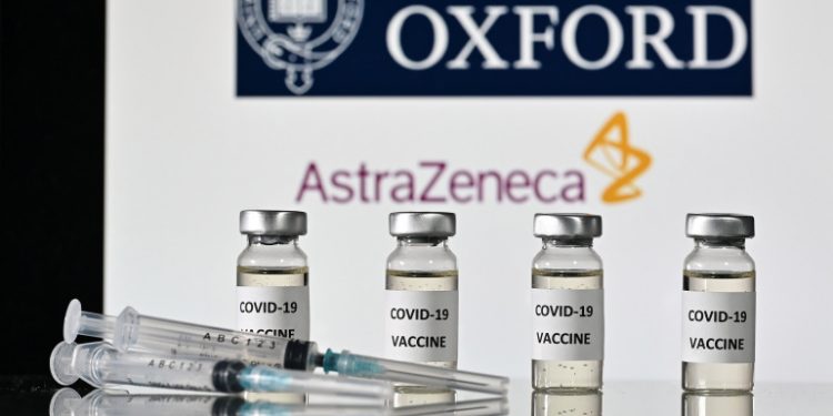 COVID-19/ Vaksina e Oxford do të miratohet brenda këtij viti