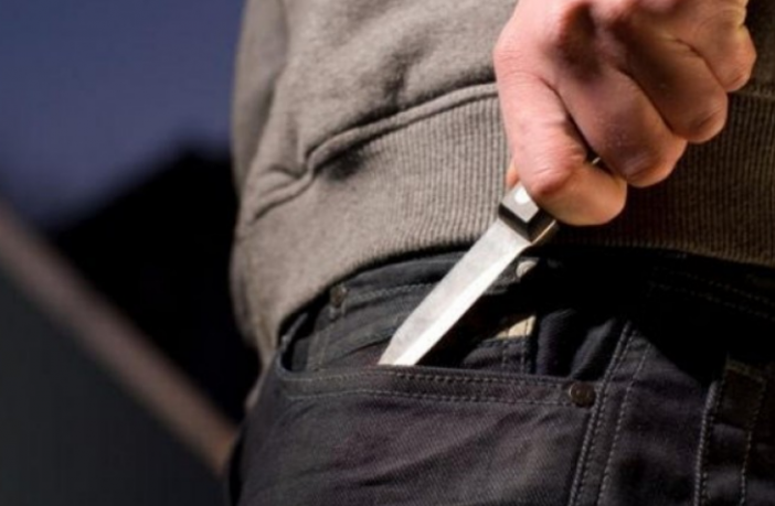 “PLAS” SHERRI ME MJETE PRERËSE NË NJË LOKAL NË DURRËS/ Plagosen 3 persona. Policia…
