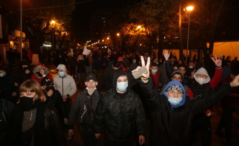 “KAM INFORMACION SE PROTESTAT I ORGANIZON PD”/ Balla: Vrasësit e bulevardit bëjnë avokatin e Klodianit