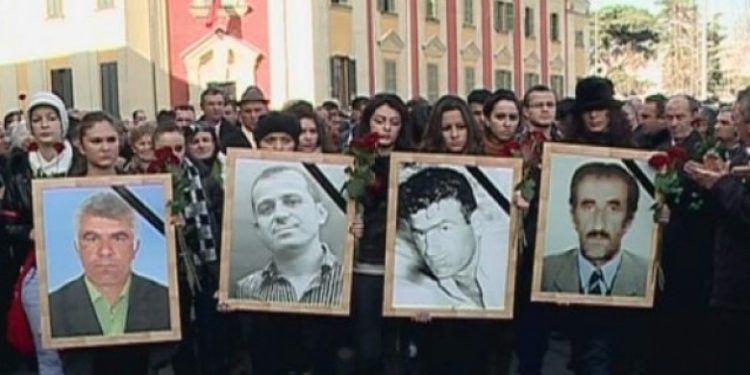 Po ti Lulzim Basha, a e dhe dorëheqjen kur ishe në vend të Sandër Lleshajt?