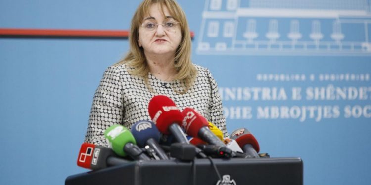 “MASAT E REJA SOLLËN RËNIE TË RASTEVE”/ Rakacolli: Njerëzit shkojnë në spital në gjendje të rënduar. Ruhuni nga…