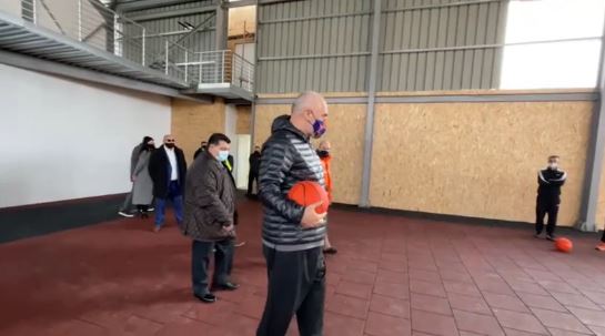 VIZITON SHKOLLËN E RINDËRTUAR NË DURRËS/ Rama: Nga epiqendër e përmbytjeve pas çdo shiu, në një qendër…