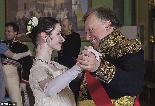 TRONDITËSE/ Vrau dhe copëtoi të dashurën e tij studente, ja me sa vite burg dënohet historiani i njohur