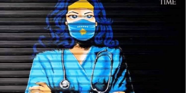 FOTOLAJM/ Vepra artistike e shqiptares përzgjidhet nga “TIME” për të falenderuar bluzat e bardha