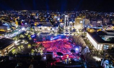 "NJË VEND I MREKULLUESHËM"/ Agjencia e njohur e lajmeve evropiane: Tirana destinacioni i Krishtlindjeve