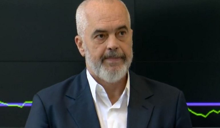 DITA E DIASPORËS/ Rama uron të gjithë shqiptarët jashtë atdheut: Me sakrificat e tyre rrisin fëmijët…