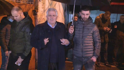 VJEN LAJMI/ Qeveria NDIHMË financiare për familjen Rasha. Përfiton 8-fishin e pensionit social dhe pension të posaçëm babait