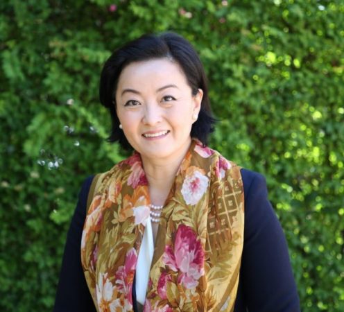 MESAZH URIMI PËR 108-VJETORIN E FA-VE/ Ambasadorja Kim: Jemi krenarë që stërvitemi dhe luftojmë së bashku