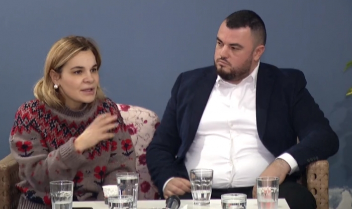 VIDEOLAJM/ Kryemadhi bën GAFË në Sauk, ngatërron Ramën me Metën: Presidenti dhe maskat e tij…