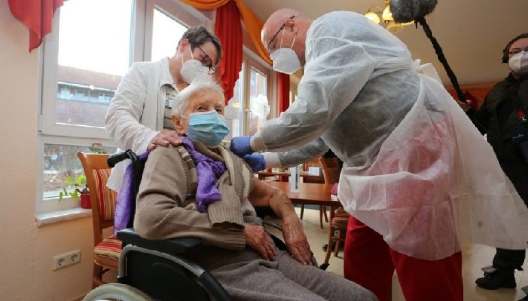 EFEKTET ANËSORE TË VAKSINËS ANTI-COVID/ 13 të moshuar humbin jetën në Norvegji