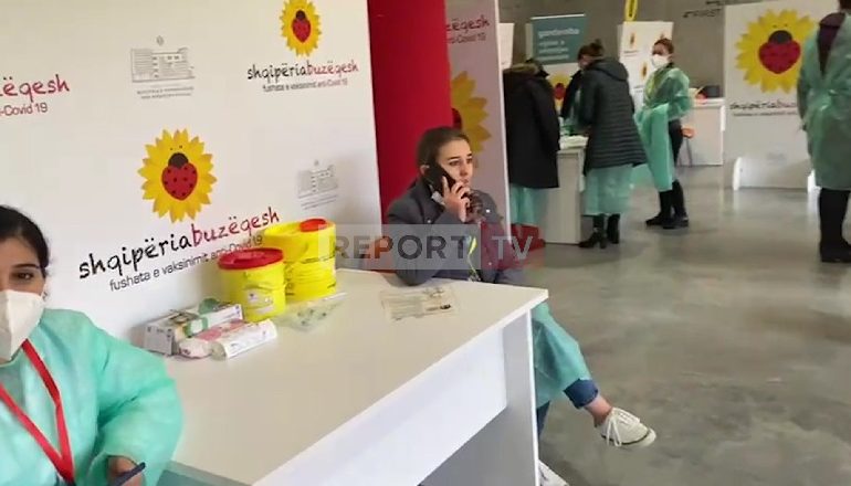 VIDEOLAJM/ Sot nis vaksinimi, dalin pamjet nga ambientet e “Air Albania”