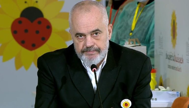“DO E BËJ VETË VAKSINËN…”/ Rama: Askush nuk është i detyruar, por është shumë e këshillueshme