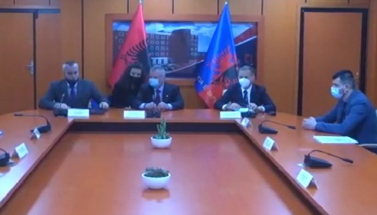 LUFTA KUNDËR VEPRAVE PENALE/ Policia e Shteti dhe Doganat marrëveshje bashkëpunimi për luftimin e krimit dhe korrupsionit