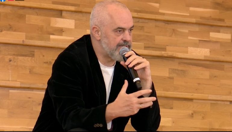 “RASTI I SANITARES TEK “SHEFQET NDROQI…”/ Rama: Edhe sikur të jenë 30 të tillë, s’e rrëzojnë punën e mjekëve në mbrojtje të jetës