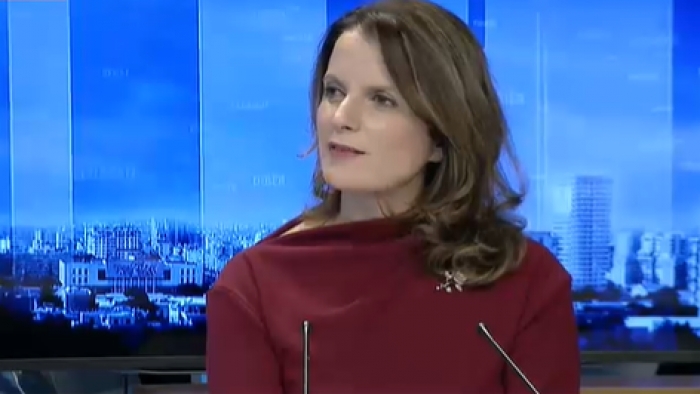 VAKSINA KUNDËR COVID-19/ Tomini tregon efektet që ka dhe grupet që nuk do të lejohen ta marrin