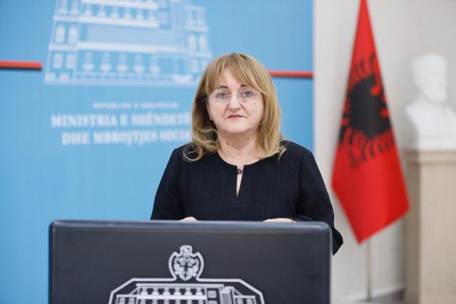 VAKSINIMI KUNDËR COVID-19/ Rakacolli: Nuk e dimë sa zgjat imuniteti, këshillohet…