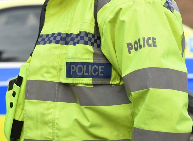 “SHQIPTARËT DUHET TË VRITEN”/ U regjistruan duke bërë komente ofenduese, policëve britanikë u ndodh e papritura