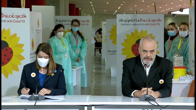 VAKSINA ANTI-COVID/ Reagon ambasada gjermane: Gjermania e ka mbështetur Shqipërinë, por…