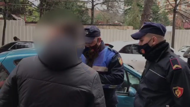 NUK RESPEKTUAN MASAT ANTI-COVID DHE NUK…/ Ja sa qytetarë janë gjobitur sërish nga policia në 24 orët e fundit