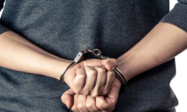 QËLLOI ME ARMË ZJARRI DREJT LOKALIT NË VLORË/ Arrestohet i riu i shpallur në kërkim