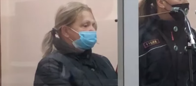 U HOQ SI INFERMIERE DHE ZHVATI 8 MILIONË LEKË/ Tirja del kokulur para Gjykatës, çfarë i tha gjyqtares