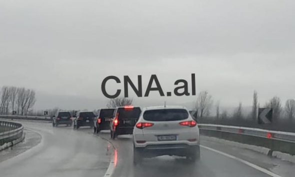 FOTOLAJM/ Kjo është eskorta luksoze e Lulzim Bashës