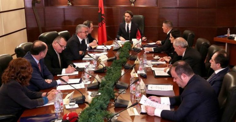 KLP PLOTËSON VAKANCËN/ Kush është prokurorja e zgjedhur, anëtarja e re që i zë vendin e Besnik Canit