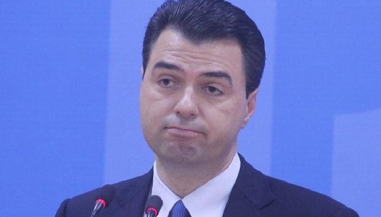 SONDAZHI/ Vetëm 3 muaj nga zgjedhjet, 53% e shqiptarëve fajësojnë Lulzim Bashën për…