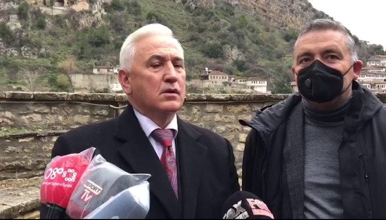 PAK MUAJ PARA ZGJEDHJEVE/ Ish-ministri i LSI, Nasip Naço i bashkohet PS-së