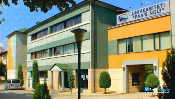 TRAGJIKE NË KORÇË/ Bie nga çatia, humb jetën pedagogu