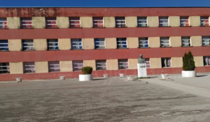 E RËNDË NË SHKODËR/ Shpërthen bombula e gazit në klasën e parë të shkollës “Ndre Mjeda”