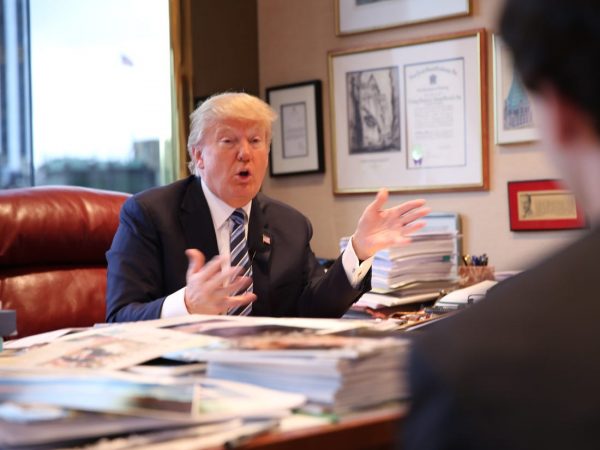 DHUNA DHE VIKTIMAT NË KONGRESIN AMERIKAN/ Demokratët e SHBA kërkojnë largimin e Trump, Pelosi: Mund të fajësohet nëse…