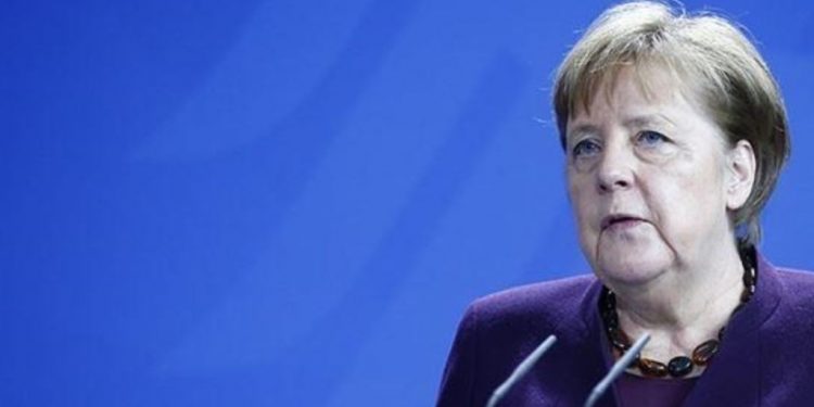 ANALIZA/ Politika gjermane “në ethe”, Merkel gati të largohet