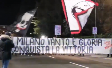 PARA DERBIT TË MADONINËS NË COPPA ITALA/ Shikoni si i pret tifozeria përpara stadiumit me kore (VIDEO)