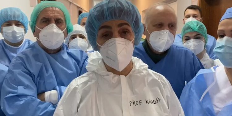 VAKSINIMI KUNDËR COVID-19/ Ja kush është mjekja që do e marrë vaksinën e para në Shqipëri