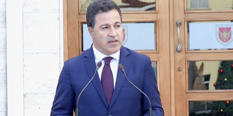 U EMËRUA NË POSTIN E RI/ Peleshi flet si ministër i Mbrojtjes: Do kryej detyrën me atdhedashuri