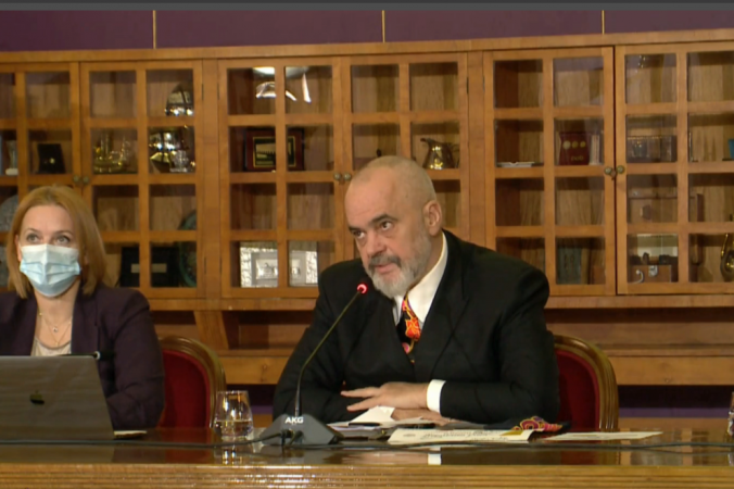 “KONTRATA ME PFIZER NUK…”/ Rama: Është e mbrojtur nga sekreti tregtar, nëse më gjeni një vend të BE-së që…