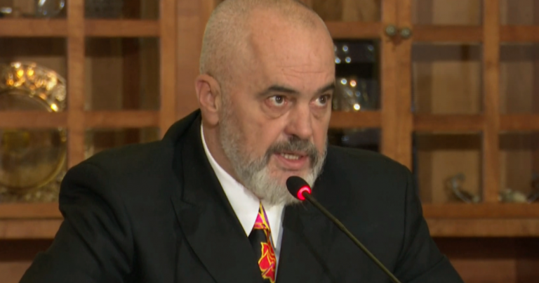 “GJITHÇKA DO JETË…”/ Rama kujton skandalin me sanitaren tek COVID2: Personazhi i pështirë pas hekurave