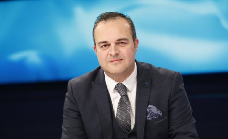 TË TJERA PERGJIME NGA DOSJA/ “Është tip arnauti ai”, dalin BISEDAT, si e quanin avokatin sekser të “të fortëve”