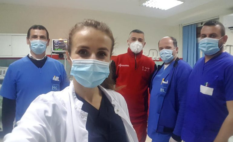 ZBATONI RREGULLAT/ Manastirliu thirrje qytetarëve: T’u japim një dorë mjekëve në përballimin e situatës