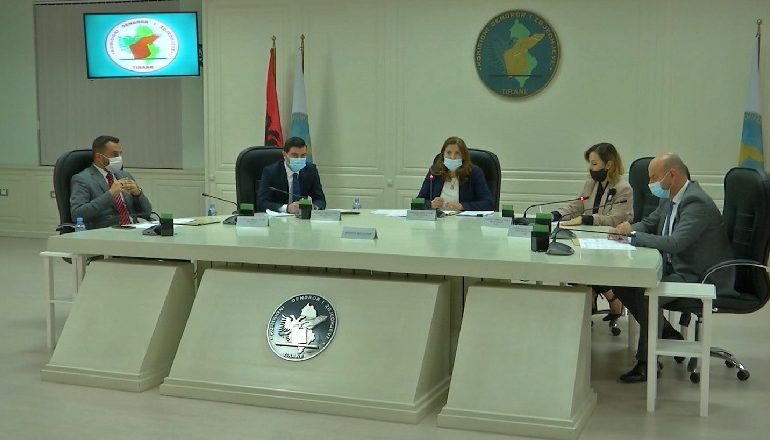 VENDIMI/ Votimi dhe numërimi elektronik vetëm në një ZAZ të Tiranës