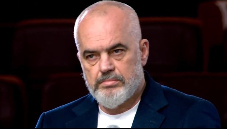 SPITALI I FIERIT/ Rama: 50 persona personel turk dhe 320 shqiptar! Si do përzgjidhen