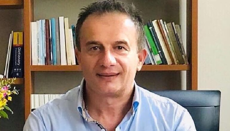 E TRISHTË/ Ndahet nga jeta në moshë të re dekani i FGJH-së, si pasojë e…