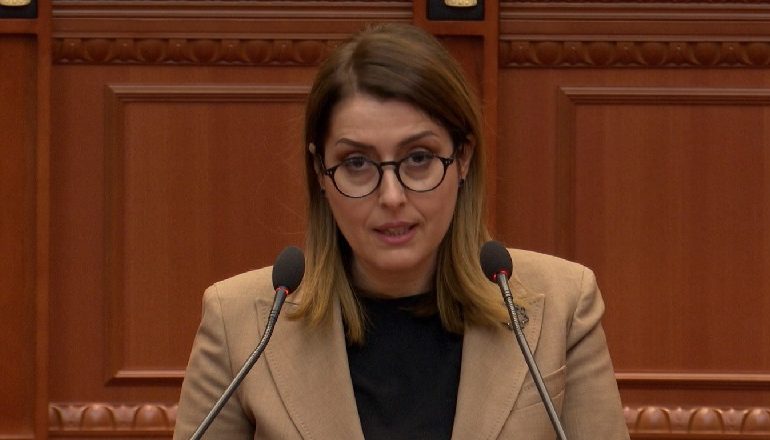 COVID-19/ Manastirliu nga Kuvendi: Sot mbërrijnë 8190 doza të tjera nga vaksina e Pfizer
