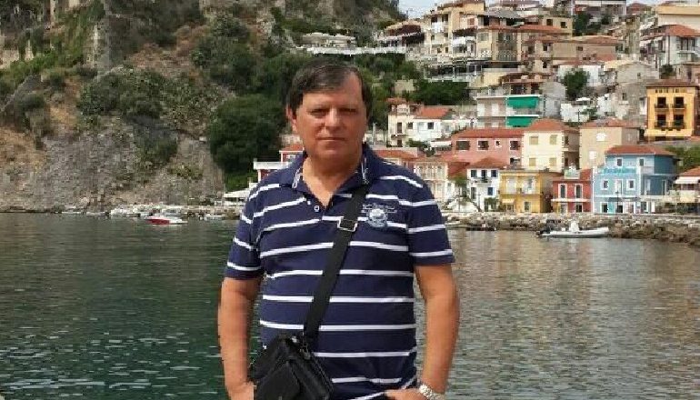 E TRISHTË/ I shtruar prej ditësh te Infektivi, humb betejën me COVID mjeku nga Berati