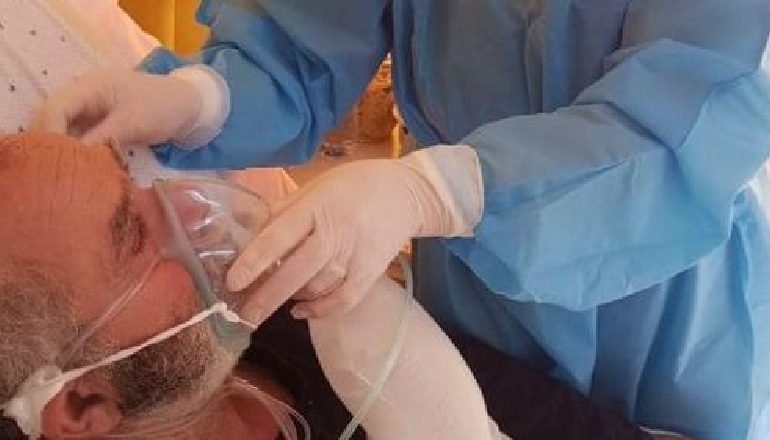 COVID-19/ Manastriliu apel qytetarëve të mos ulin vigjilencën: Me bashkëpunim dhe solidaritet, t’i bashkohemi ekipeve mjekësore…