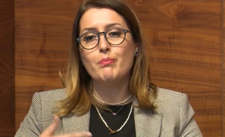 PANDEMIA/ Manastirliu: Javën e ardhshme do vijnë 8 mijë doza vaksinash nga “Pfizer”